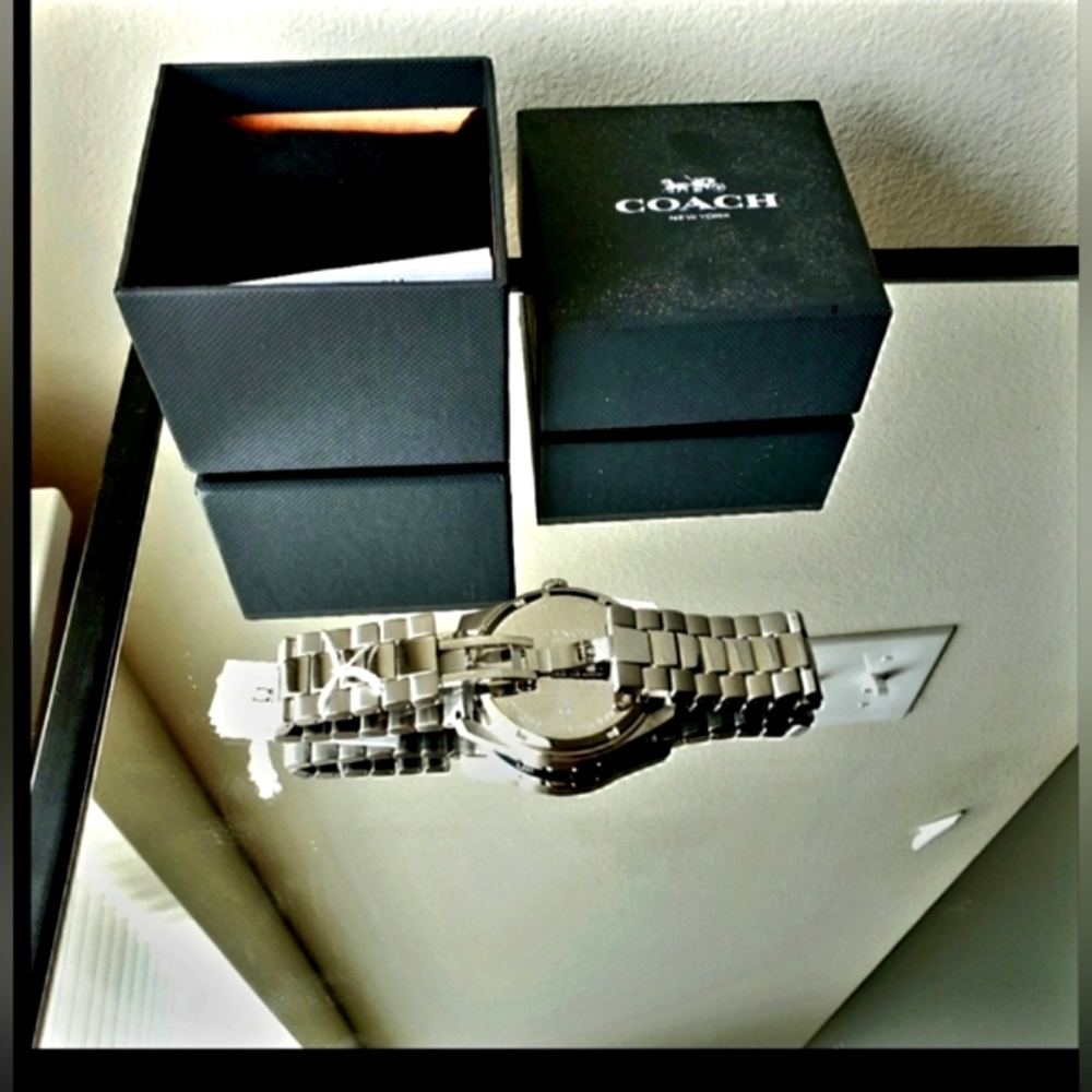 COACH men's watch - Picture 2 of 4